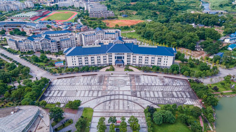 解码电子配件行业标准规范：关键要素与解读